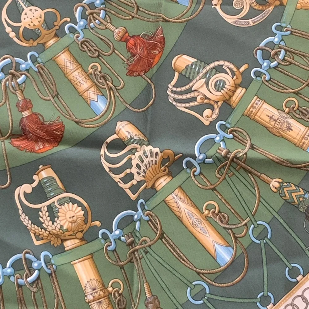 Hermès Cliquetis silk scarf - Picture 8 of 10